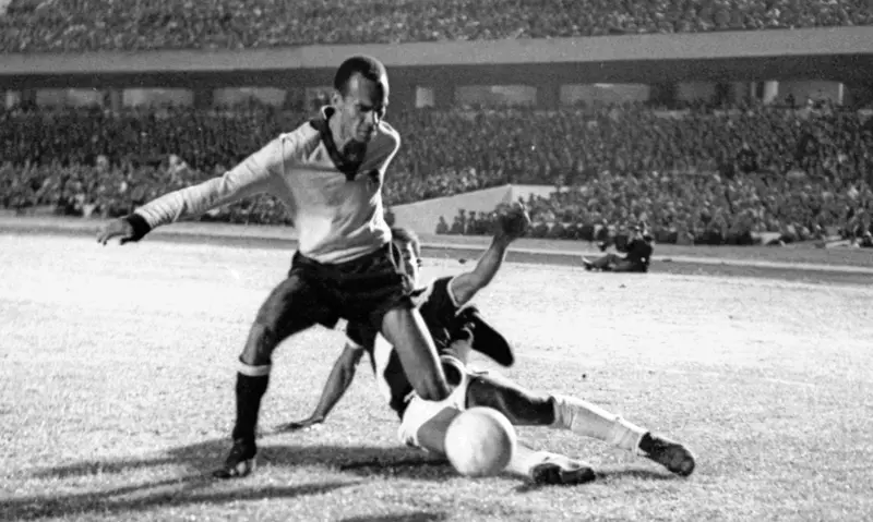 José Alves en juego de América ante Vasco da Gama I MEXSPORT