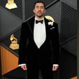 Grammys 2026: Así fue el traje de Bad Bunny inspirado en look femenino