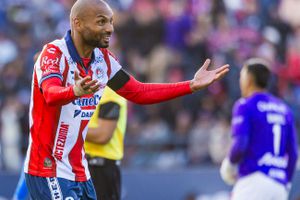 ¡Goleador a la vista! Cruz Azul y Atlético San Luis en negociaciones por Joao Pedro