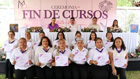 Con los cursos de la fundación muchas mujeres han podido salir adelante / FB: @MdDM17