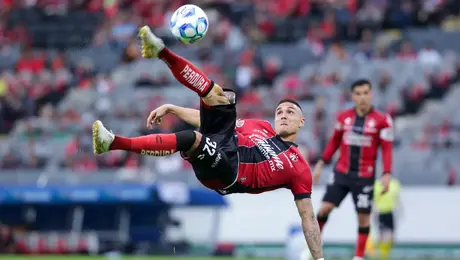Uros Durdevic apunta a ser nuevo delantero de Rayados ante la salida de Germán Berterame