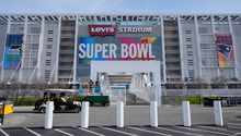 La fachada del Levi's Stadium previo al Super Bowl LX entre los New England Patriots y los San Francisco 49ers | AP