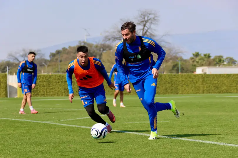 Tigres en entrenamiento previo al enfrentar al Forge FC l @TigresOficial