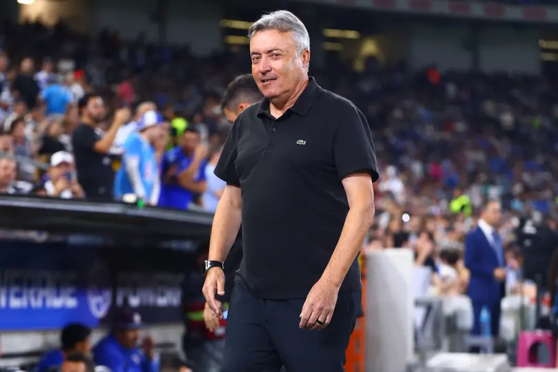 Domènec Torrent dejó de ser entrenador de Rayados | IMAGO7
