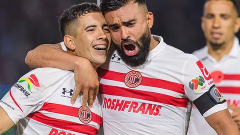 Leo Fernández y Alexis Canelo en celebración con Toluca en 2022 | MEXSPORT