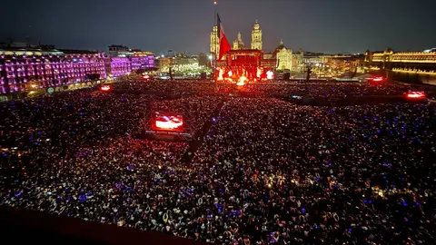 Fueron 400 mil personas las que asistieron al concierto de Shakira en el Zócalo/Gina Sánchez