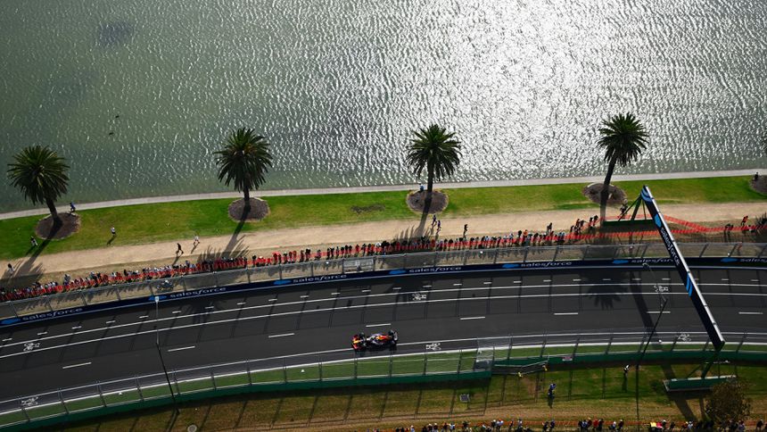Panorámica de la pista del Circuito de Albert Park en Melbourne, Australia | RED BULL
