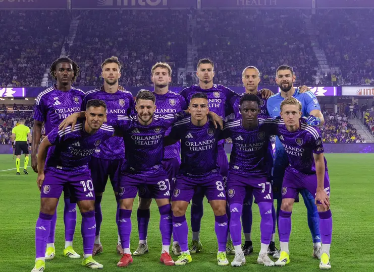 La afición de Orlando apoyó a su equipo desde los primeros minutos | X @OrlandoCitySC