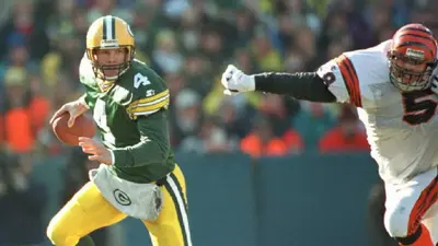 Brett Favre: del cielo en los emparrillados al infierno fuera de ellos