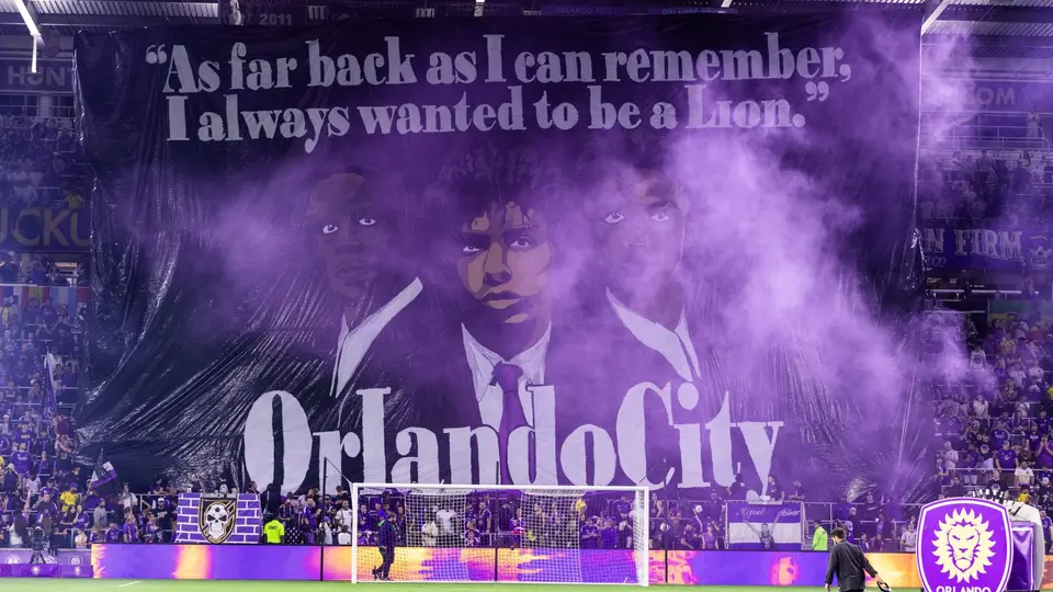 ¿Intimidan a Messi? Orlando City y el tifo que desplegó su afición previo al partido ante Inter Miami