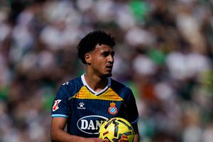 Espanyol lanza enérgica condena tras polémica de Rafa Mir sobre El Hilali