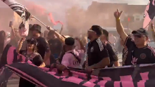 Afición del Inter Miami protagonizan eufórica llegada al Derbi de Florida