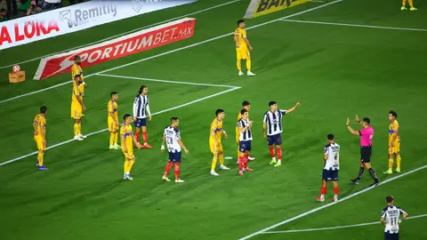 Ismael Rosario durante el Clásico Regio del Clausura 2026 entre Tigres y Monterrey I IMAGO7