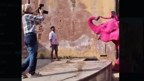 Chanchal tenía 65 años cuando participó en la sesión encabezada por la fotógrafa Julia Buruleva. / RS