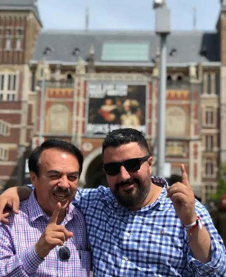 Héctor Huerta junto a Álvaro Morales l INSTA: @hectorhuertad