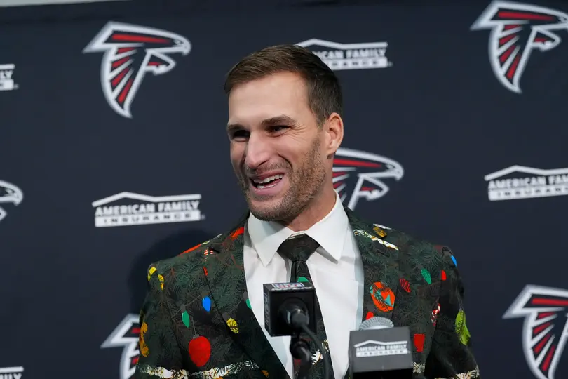 Kirk Cousins, nuevo jugador de los Raiders | AP
