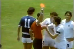 A 68 días del Mundial: México 1986 y el récord de la tarjeta roja más rápida en la historia de las copas del mundo