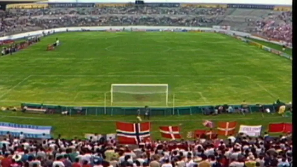Estadio Neza 86 I x:@MexicoCity26