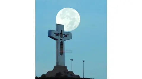 El Cristo de Copoya se ha convertido en un símbolo de fe y turismo en Chiapas. /  @Cristodecopoyaa