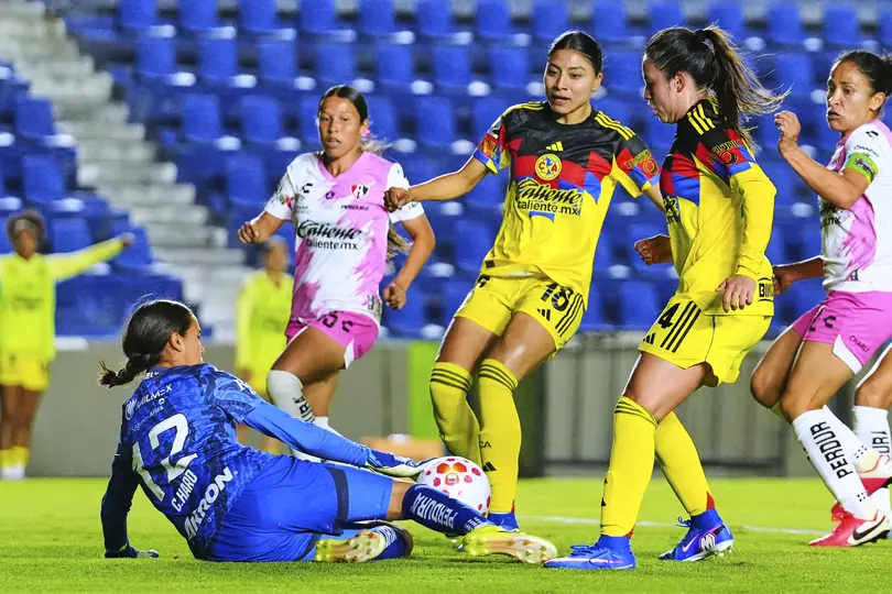 Jugada donde Alexa Soto anotó el segundo gol ante Atlas l IMAGO7
