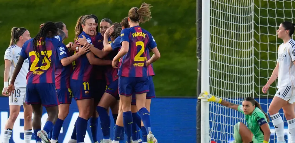 Barcelona femenil ante Real Madrid l AP