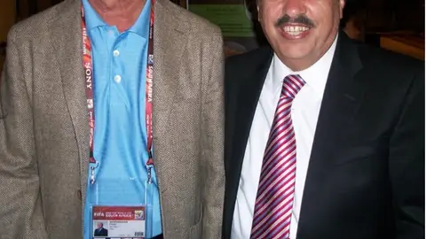 Héctor Huerta junto a Franz Beckenbauer l INSTA: @hectorhuertad