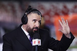 ¡Bombazo en la Kings League! Álvaro Morales es nuevo DT de Peluche Caligari