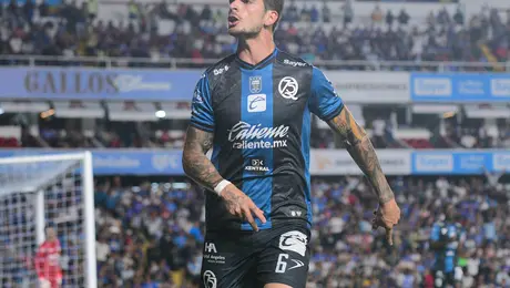 Homenchenko será de Gallos, pero Tuzos se queda con 30 por ciento de su carta futura