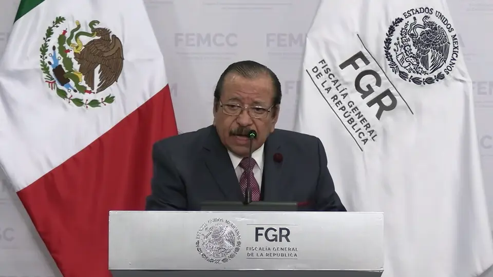 La FGR explicó que hasta el momento no hay pruebas suficientes para detener al gobernador Rubén Rocha / Especial