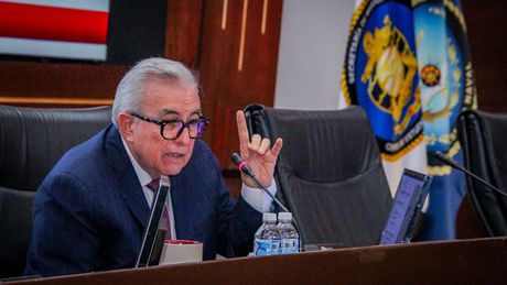 Gobernador de Sinaloa solicita licencia temporal tras investigación por presunto crimen organizado