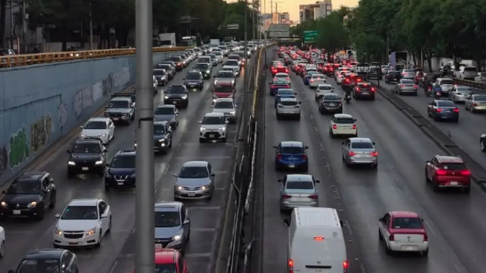 Hoy No Circula sábado 2 de mayo: autos que descansan en CDMX y Edomex
