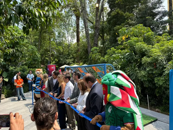 Cortan el listón en el Papalote Museo del Niño l RÉCORD