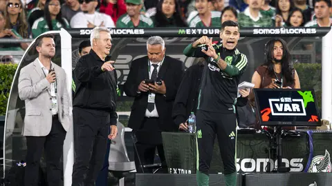 ¿No están listos? Jugadores de la Selección Mexicana trabajan por separados