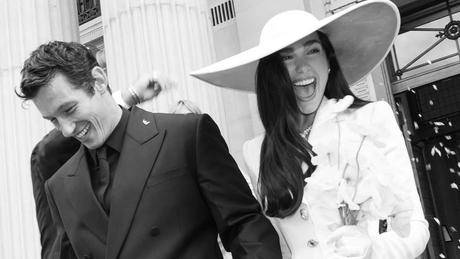 Dua Lipa revela las primeras fotos de su boda con Callum Turner