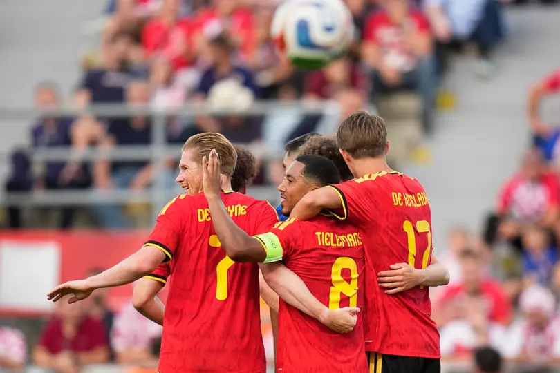Bélgica celebrando gol ante Croacia l AP