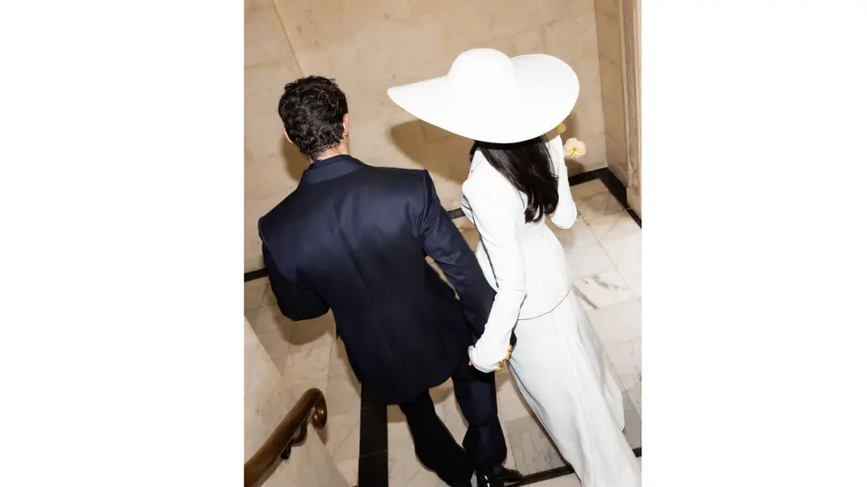 La pareja contrajo matrimonio el pasado 31 de mayo. / @dualipa