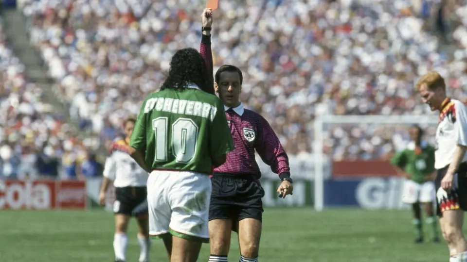 Arturo Brizio expulsa a Marco 'Diablo' Etcheverry, en EU 1994. l AFP