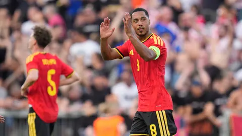 Tielemans celebra su gol ante Croacia l AP
