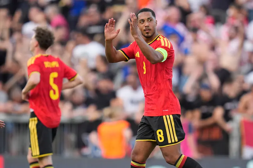Tielemans celebra su gol ante Croacia l AP