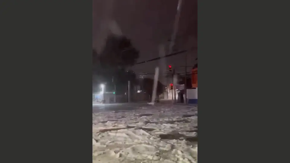 Las fuertes lluvias y el granizo provocaron inundaciones y afectaciones viales en distintas zonas de Cuajimalpa. / RS