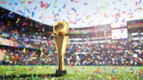 El diseño incorpora símbolos alusivos a la máxima justa futbolística que se celebrará en México, Estados Unidos y Canadá./ Pixabay