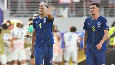 Tarik Muharemovic y Benjamin Tahirovic, jugadores de Bosnia y Herzegovina | AP