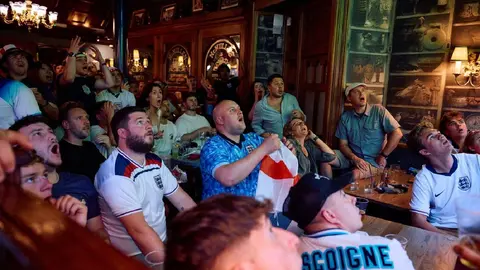 Pubs Inglaterra l X: @Footballtweet