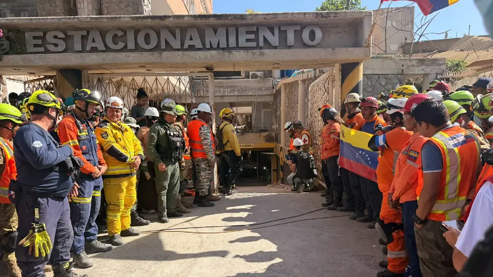 Equipos de rescate de siete países trabajaron durante cuatro días para abrir un acceso seguro hasta donde permanecía atrapado Hernán Gil. / X: Gabriela Gonzalez.
