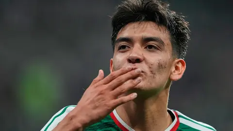 Gilberto Mora, jugador de la Selección Mexicana | AP