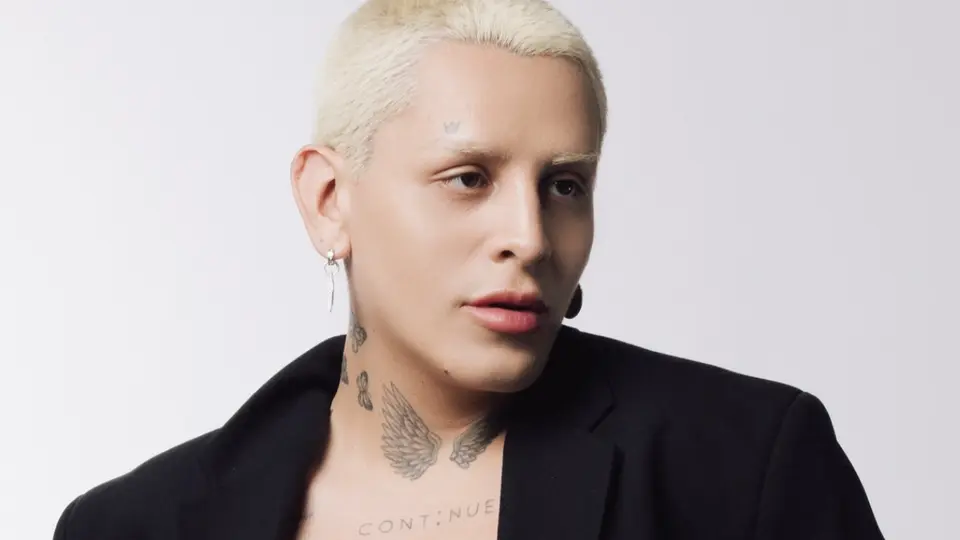 El influencer contó que el vehículo comenzó a presentar problemas mientras circulaba por una zona con calles de fuertes pendientes./ IG