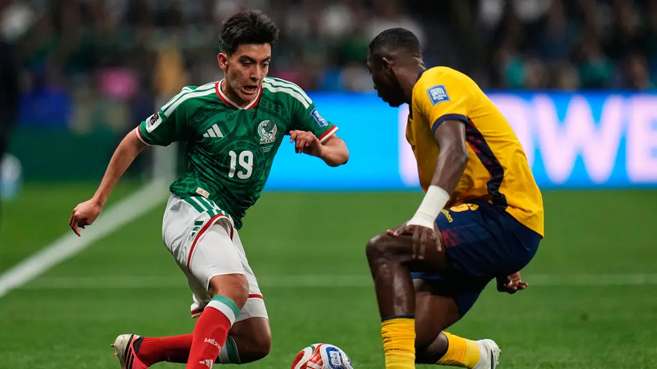 Gilberto Mora, jugador de la Selección Mexicana | AP