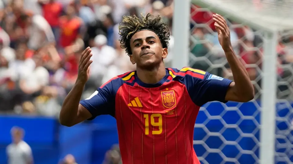 Lamine Yaml en el España vs Austria | AP