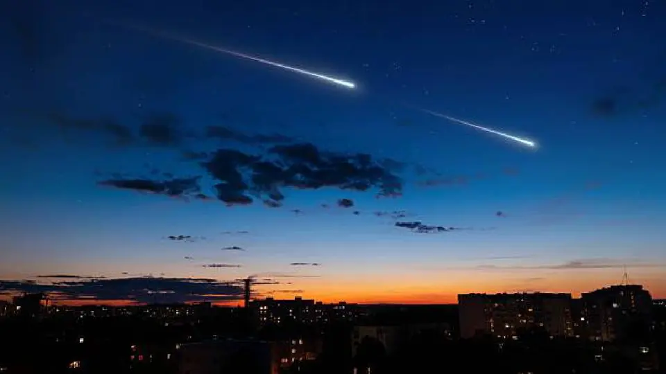 Durante julio, el cielo nocturno ofrecerá fenómenos como la Luna de Ciervo y la actividad de las Delta Acuáridas del Sur. /  iStock