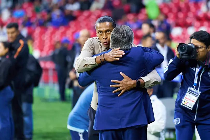 Joel Huiqui y Miguel Herrera l MEXSPORT